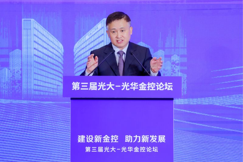 1潘功勝